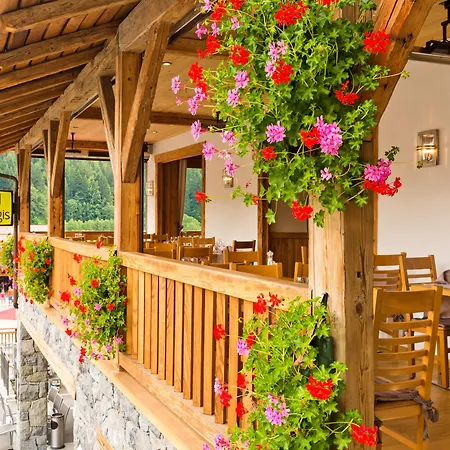 Logis La Croix-saint-maurice 3*
