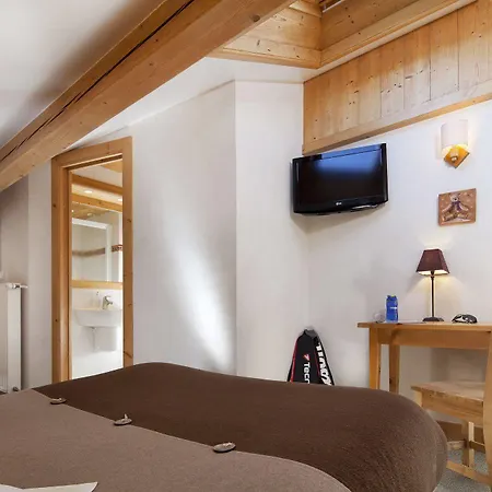 Logis La Croix-saint-maurice 3*